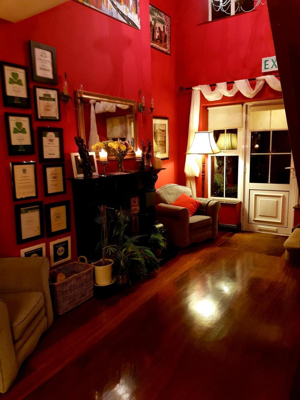 Apartments At Ballinsheen House & Gardens Лисдунварна Екстериор снимка